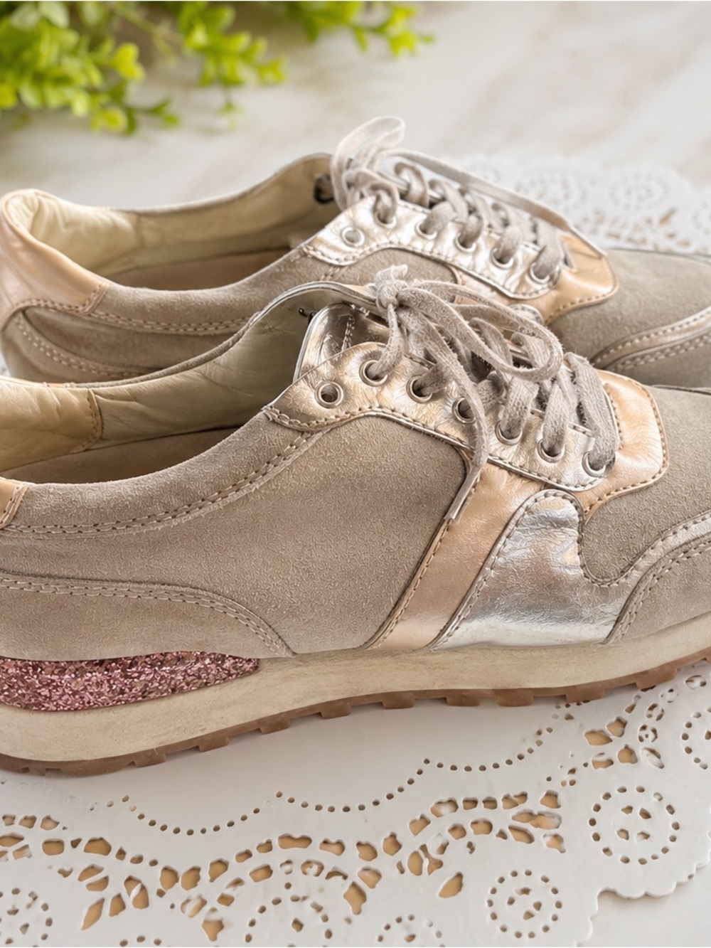 AGL Dalia Metallic Sneaker Size 8